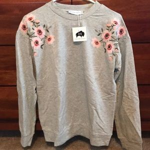 Embroider Sweatshirt